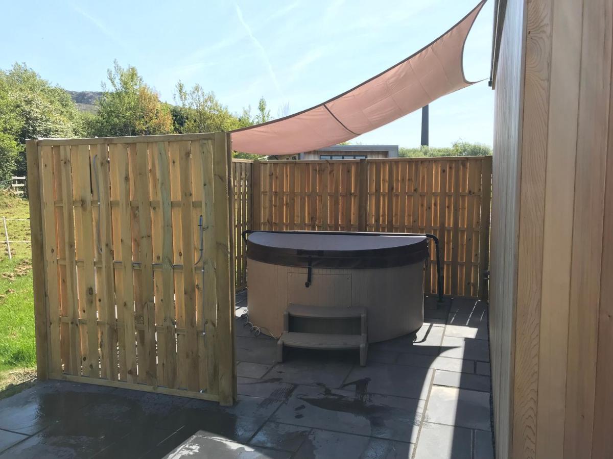 Parkknott Retreat Luxury Lodge With Private Hot Tub Askam in Furness Exterior photo